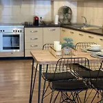 Mh Apartment, Free Parking, Flexible Check In